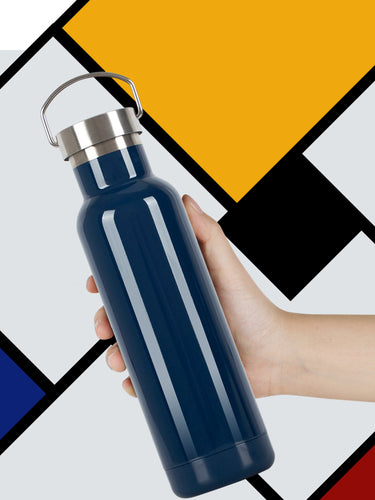 Easy Carry Stainless Steel Water Bottle with Vacuum Insulation Tech